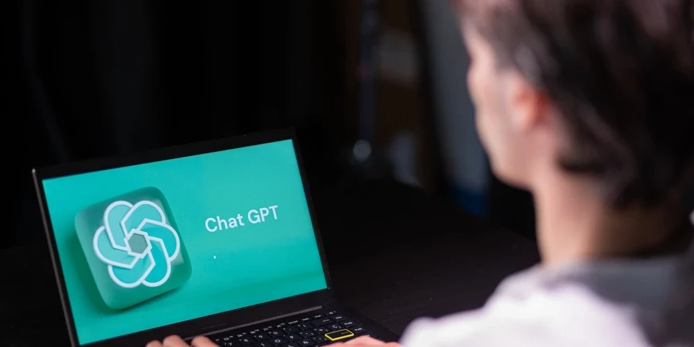 Жители Латвии используют искусственный интеллект для личных, рабочих и учебных целей