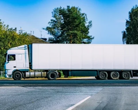 86% поставок через Латвию: натуральный каучук из ЕС в Россию и его использование в военной авиации