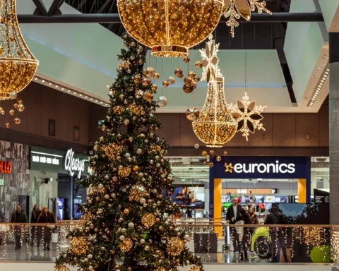 Akropole Alfa и Akropole Rīga изменяют режим работы в праздники