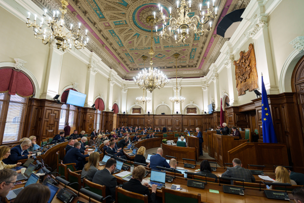 Депутаты Латвии подводят итоги осенней сессии на фоне предстоящих выборов