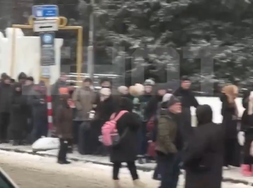 Долгие очереди на эстонско-российской границе: до 30 часов ожидания для путешественников