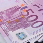 Эксперты о пенсионных накоплениях латвийцев: рисковые планы показывают доходность 10% за три года