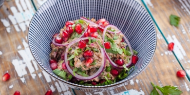 Грузинский салат «Ацецили» с курицей, баклажанами и гранатом