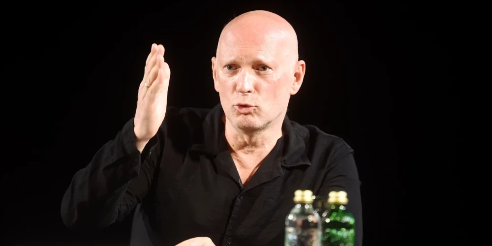 Херманис уходит из движения "Без партий" из-за отсутствия поддержки общества