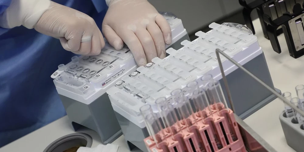 Инфектолог о Covid-19: нужно ли латвийцам беспокоиться этой зимой