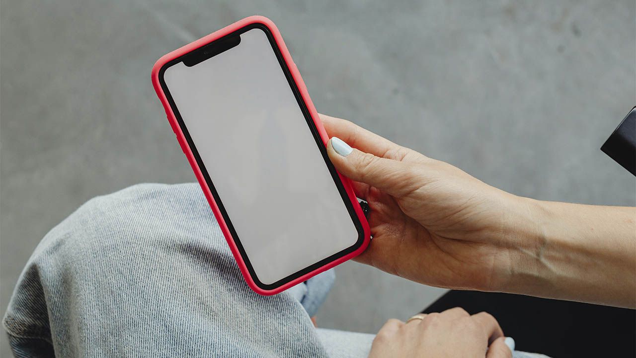 Как iPhone 17 повлиял на выбор чехлов для смартфонов