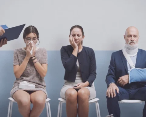 Латвии требуется миллиард евро в год для лечения пациентов без очередей