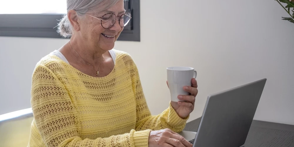 Латвийские пенсионеры проявляют интерес к новым технологиям и активному образу жизни