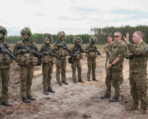 Латвийский Совет национальной безопасности требует отобрать у России 300 миллиардов долларов для поддержки Украины