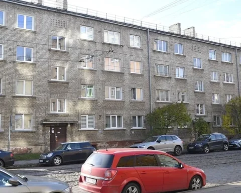 Латвия — вторая по уровню проживания в переполненных квартирах среди стран ЕС