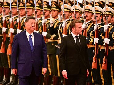 Макрон в Пекине: призыв к Китаю оказать влияние на Россию для прекращения войны