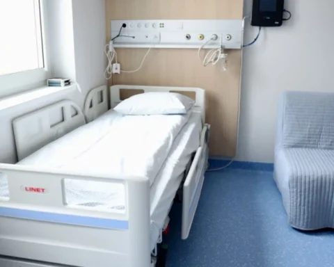 Министр считает, что смерть ребенка в больнице связана с человеческим фактором, а не системными проблемами