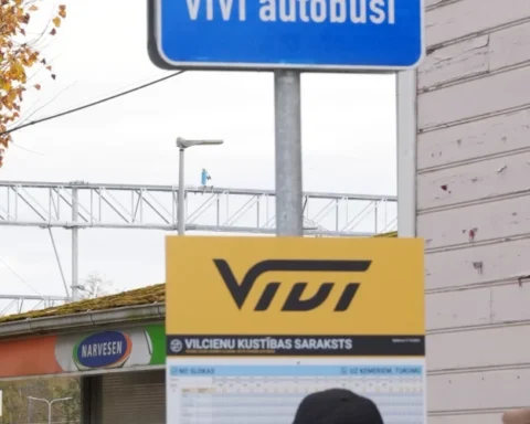 На Тукумсской линии часть поездов заменят автобусами из-за модернизации сети