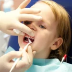 Недоступность бесплатной стоматологии для детей: родители жалуются на врачей по выходным