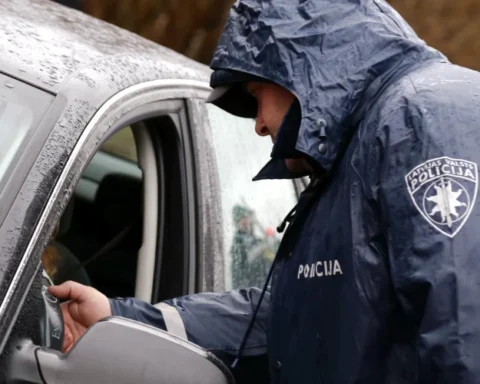 Полиция Латвии усилит проверки на дорогах до 5 января из-за праздничного сезона