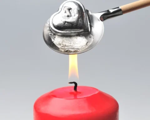 PTAC предупреждает об опасности новогодних фигурок для литья из-за содержания свинца