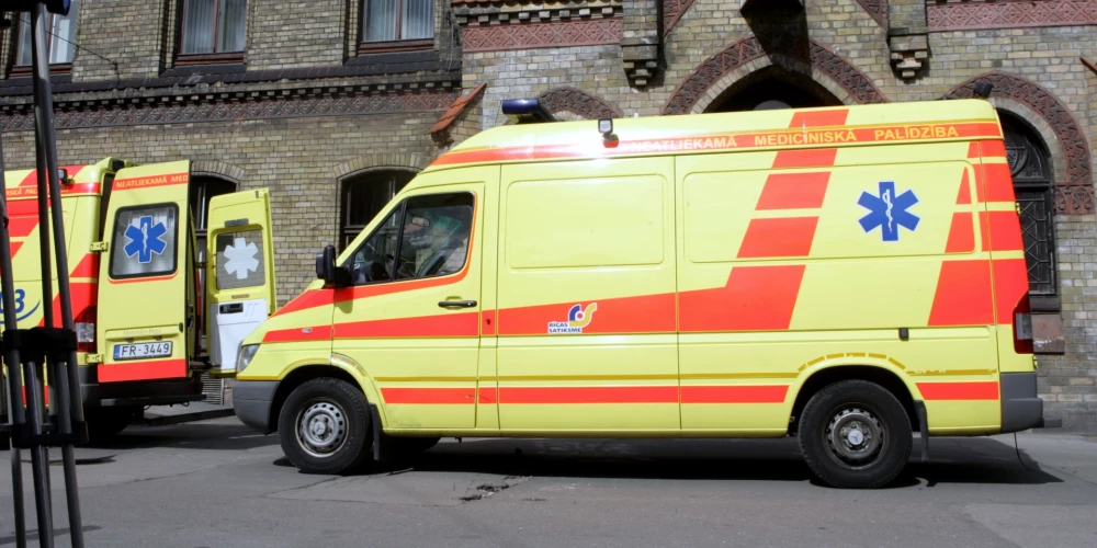 Рижская 1-я больница ужесточает ограничения на посещения из-за эпидемии гриппа