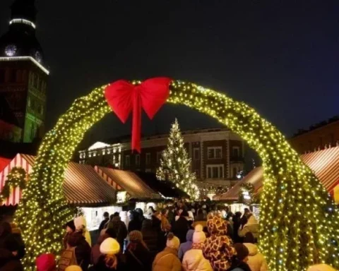 Рижская дума потратила почти 30 тысяч евро на продвижение рождественской ярмарки в Европе