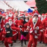 Санта-Клаусы соберутся в Риге для благотворительного забега в поддержку детской медицины