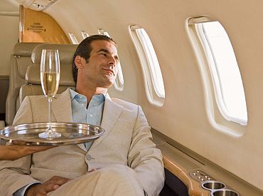 Состояние миллиардеров выросло на 13%: число достигло 2919 человек