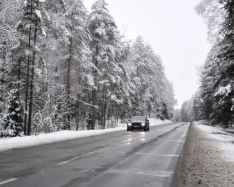 Среда в Латвии: облачная погода, дождь и мокрый снег, температура 0...+5 градусов