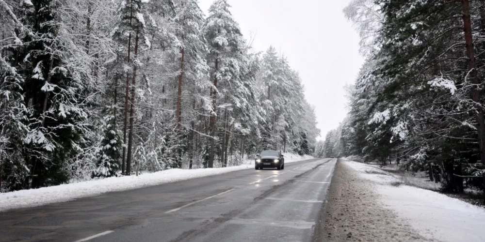Среда в Латвии: облачная погода, дождь и мокрый снег, температура 0...+5 градусов