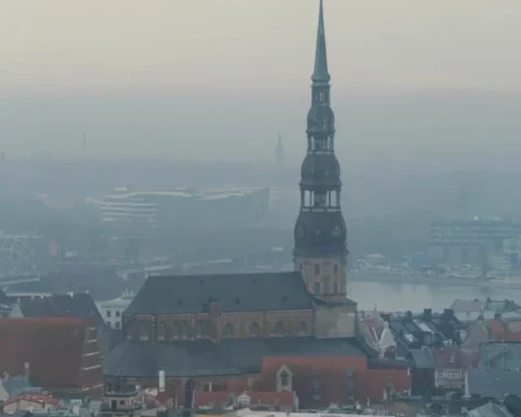 Теплая погода ожидается по всей Латвии в субботу