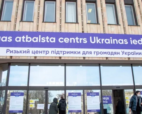 Условия предоставления пособий украинцам в Латвии изменяются: сокращение финансовой помощи