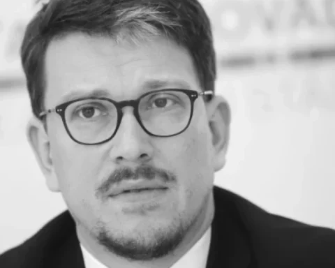 В 42 года скончался депутат Сейма Эдгар Зелдерис