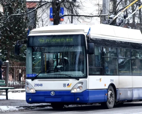В Rīgas satiksme 18 декабря пройдет день открытых дверей для потенциальных водителей троллейбусов