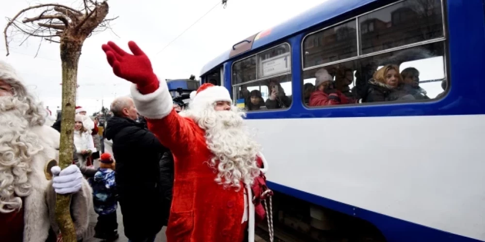 В Риге на рождество общественный транспорт перейдет на выходной график