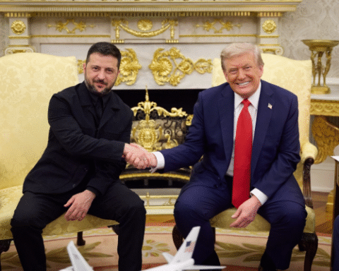 В Риге ожидают реакцию Путина на встречу Трампа и Зеленского в США