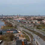 В Риге стартовал сбор подписей за строительство пешеходного и велосипедного моста над улицей Краста