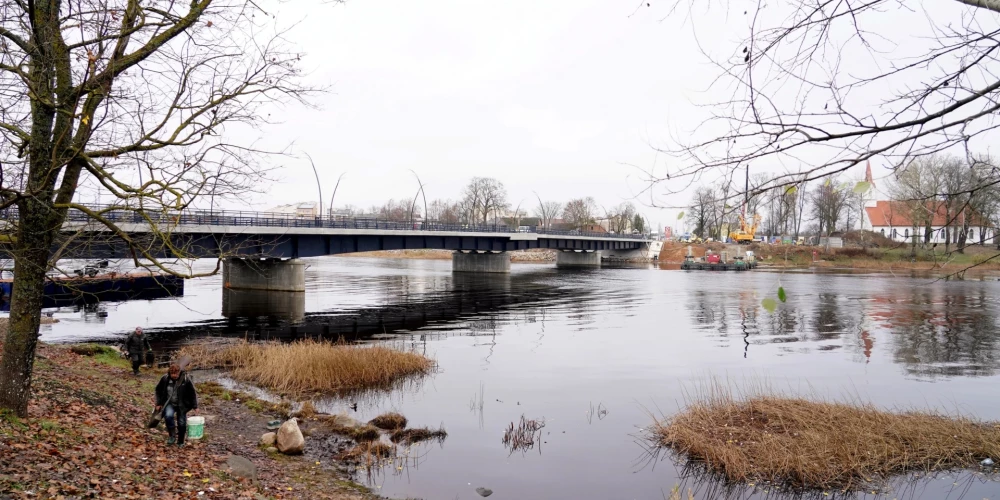 В субботу в Латвии ожидается облачная и дождливая погода, температура около +5 градусов