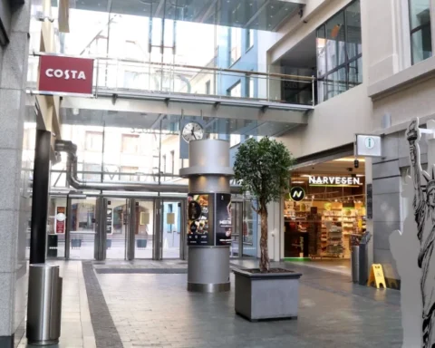 Владелец Galerija Centrs увеличил капитал на 1,6 млн евро amid убытков и снижения стоимости недвижимости