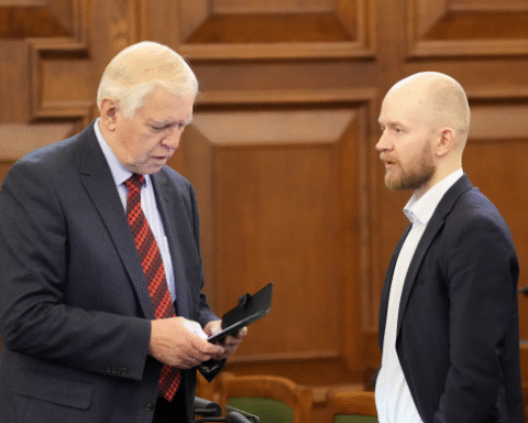 Возможен ли компромисс? Правительство Латвии обсуждает будущее после бюджета