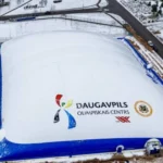 Жители Даугавпилса недовольны шумом от нового футбольного стадиона, самоуправление ищет пути решения