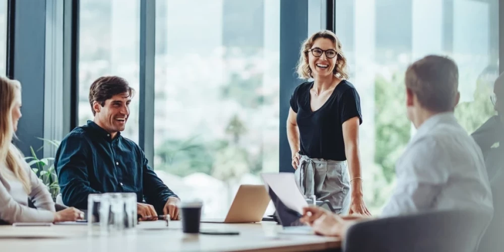 Жители Латвии назвали компании с наилучшими условиями труда в 2025 году