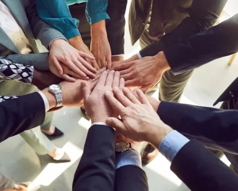 Жители Латвии назвали самые привлекательные предприятия для работы