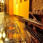 Значительное ухудшение погоды в Латвии: дожди и возможный снег на следующей неделе