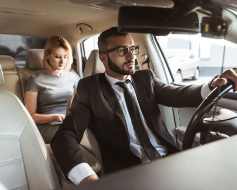 Такси в России стремительно дорожает