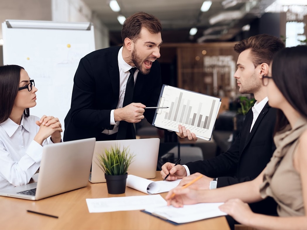 Российские компании усиливают экономию за счёт сотрудников