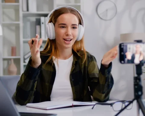 Бизнес-школа Turība запустит курсы «Академия инфлюенсеров» для молодежи в возрасте 15-25 лет