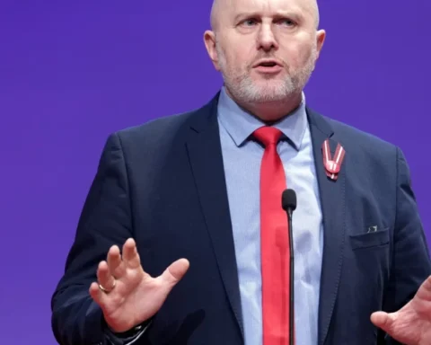 Депутат Зивтиньш: Латвия превращается в полицейское государство без экономического роста