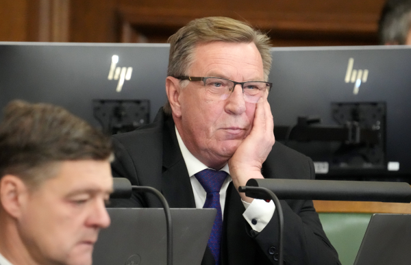 Экс-премьер Кучинскис критикует Ринкевича за пассивность во внешней политике