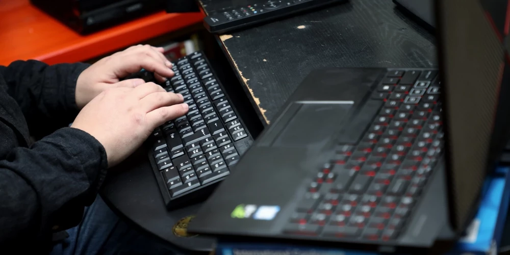 Исследование показало низкий уровень кибербезопасности в малых компаниях Латвии