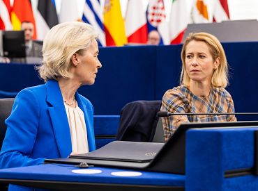 Каллас в частных беседах критикует фон дер Ляйен за диктаторские методы управления