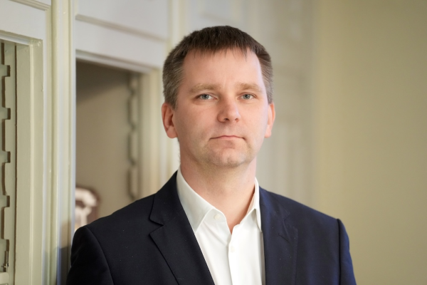 Лапиньш: Латвия должна повысить конкуренцию в госзакупках для снижения расходов