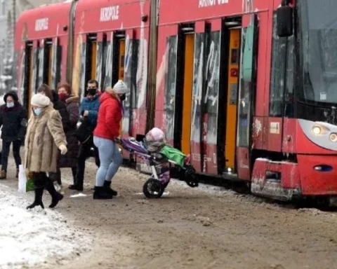Латвийцы планируют длинные новогодние выходные в соответствии с постановлением Кабинета министров