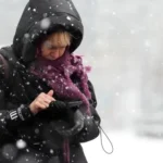 Латвию ожидает суровая зима: гололед, метель и экстремальные морозы